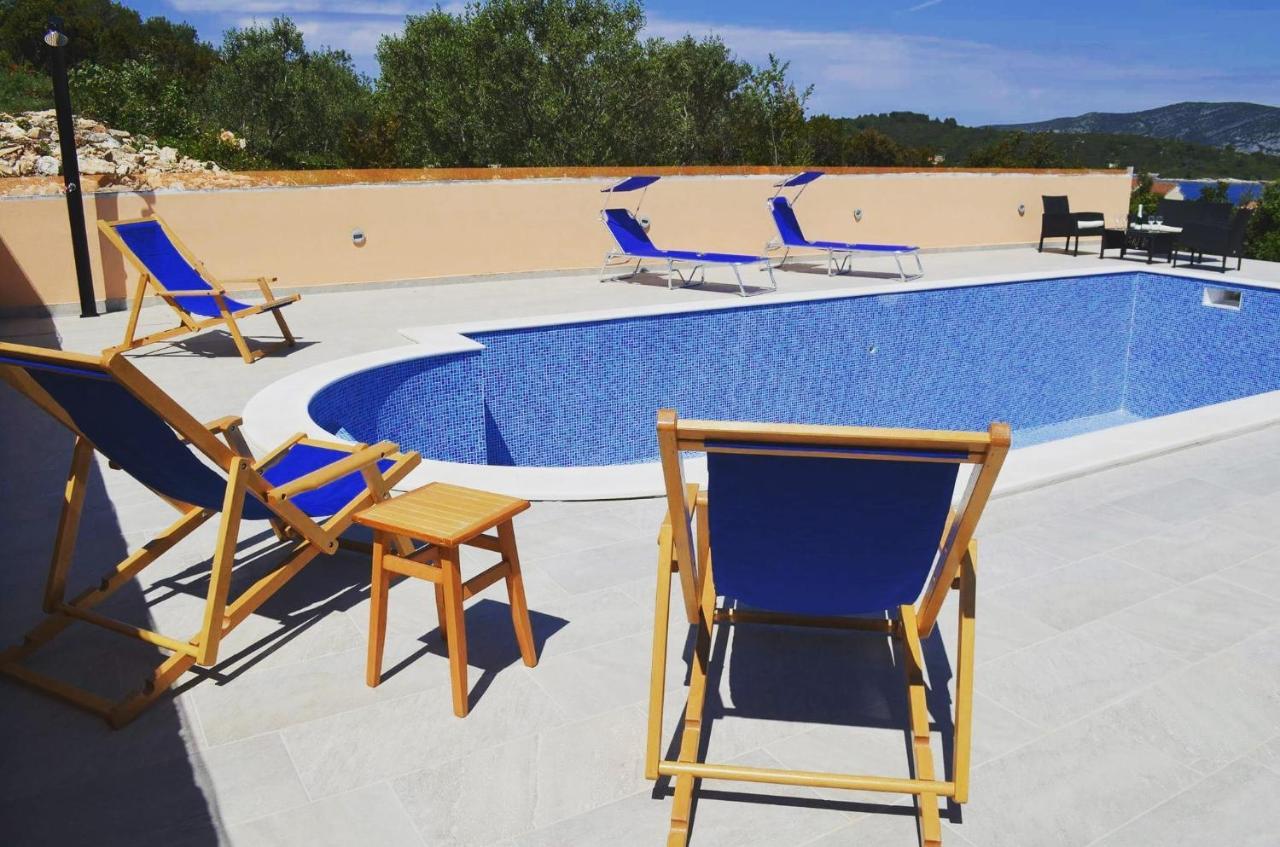 Seaside Apartments With A Swimming Pool Kneza, Korcula - 9269 Racisce Exterior foto