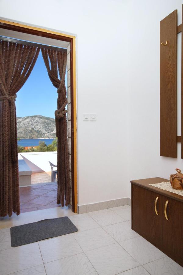 Seaside Apartments With A Swimming Pool Kneza, Korcula - 9269 Racisce Exterior foto
