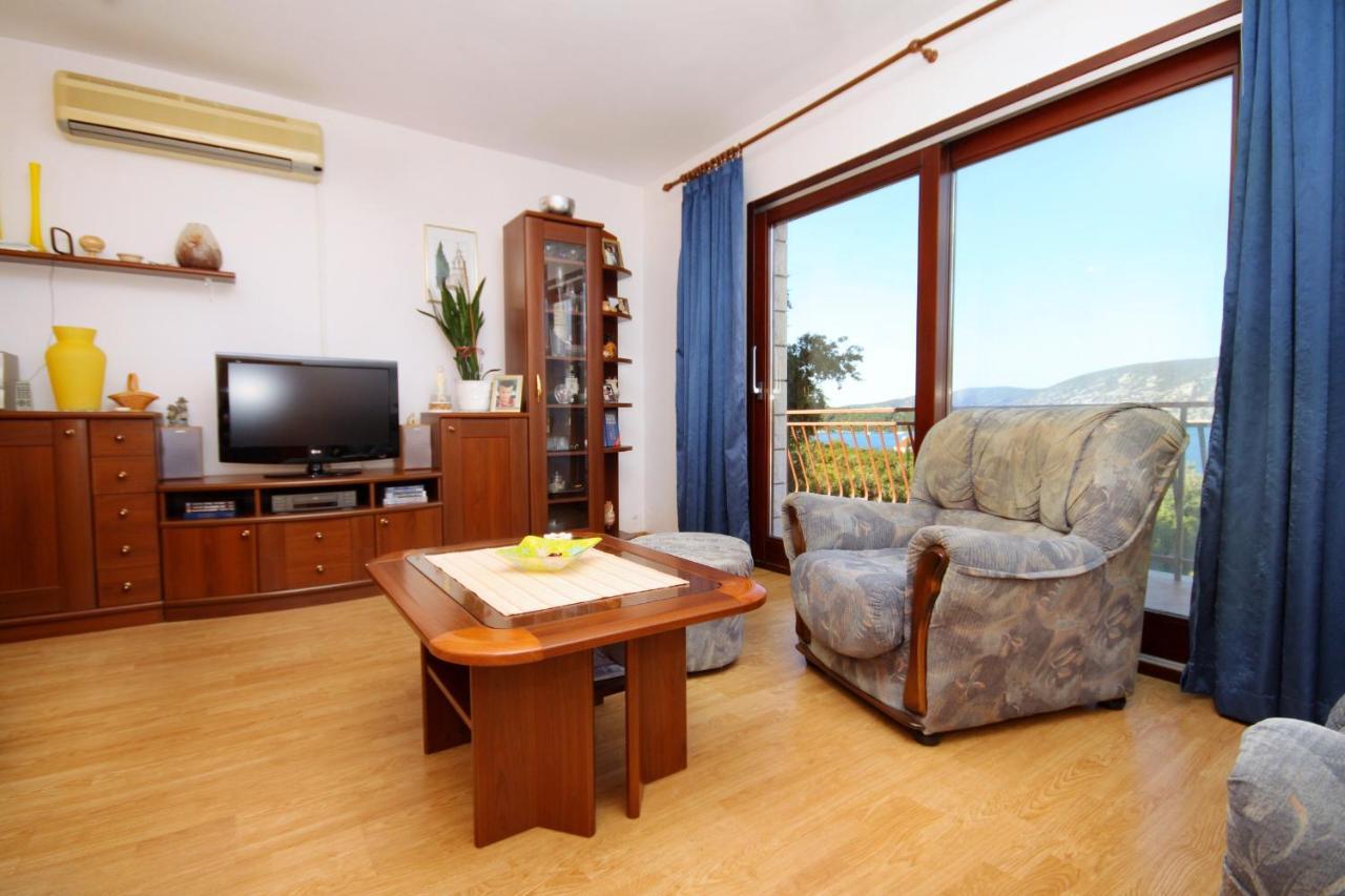 Seaside Apartments With A Swimming Pool Kneza, Korcula - 9269 Racisce Exterior foto